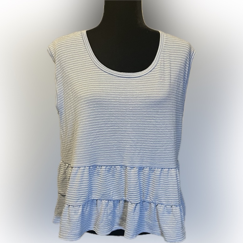 Good Luck Gem Oversized Ruffled Blue Tank size M